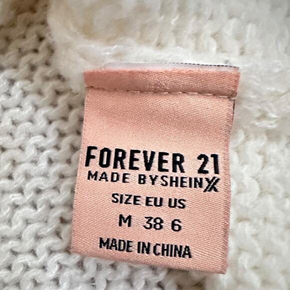 Forever 21 White Blue Whale Embroidered Knit Sweater Women’s M EU 38 US 6 - Picture 3 of 8